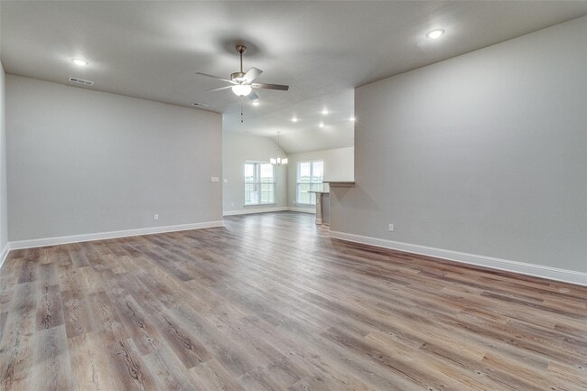 Foto del edificio - 2802 Clover Dr