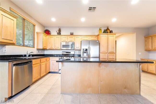 Building Photo - 1256 Sonatina Dr