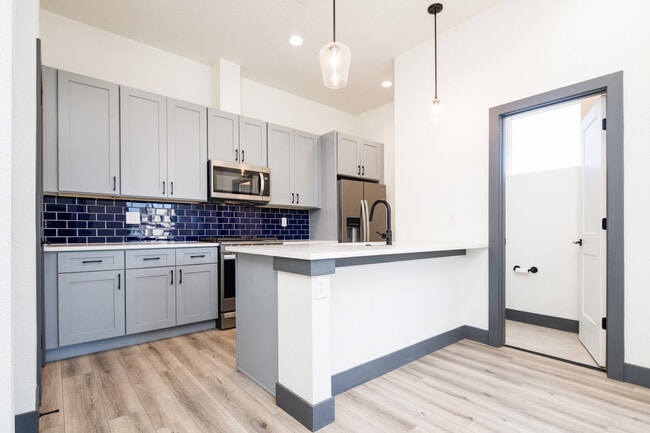 Building Photo - 3569 S Pennsylvania St