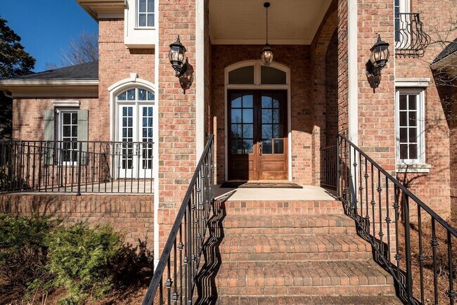 Building Photo - 1449 Willowbrooke Cir