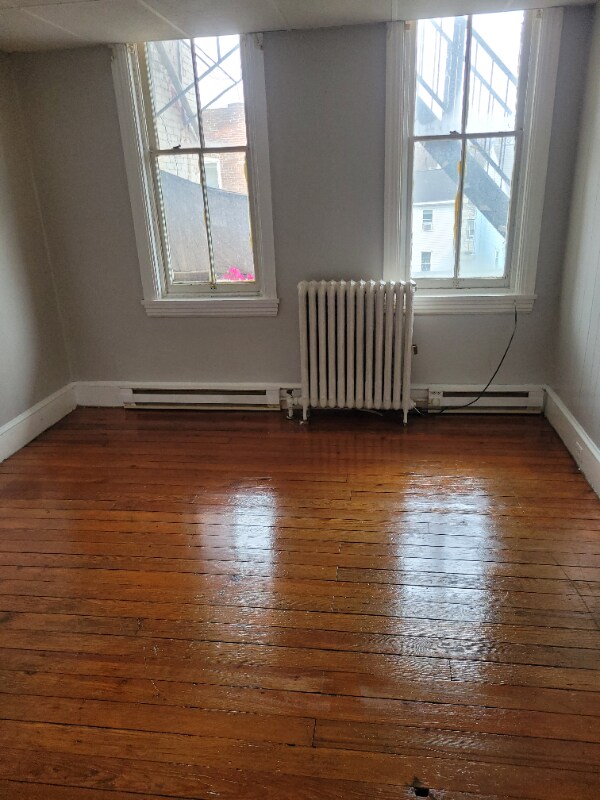 Foto del edificio - 218 S 3rd St