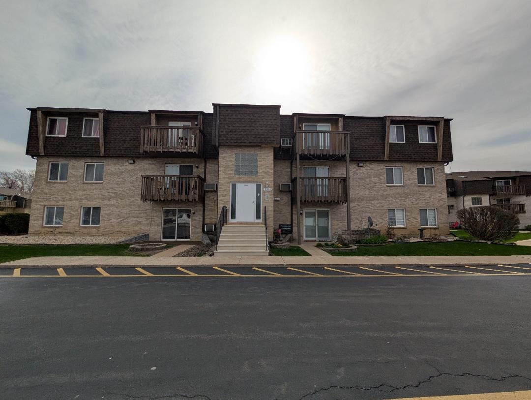 Primary Photo - 2361 Bicentennial Ave