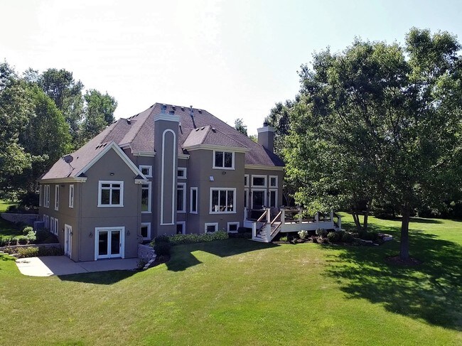 Foto del edificio - 6916 Foxfire Dr