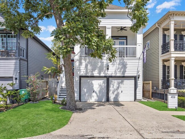 Foto del edificio - 403 E 25th St