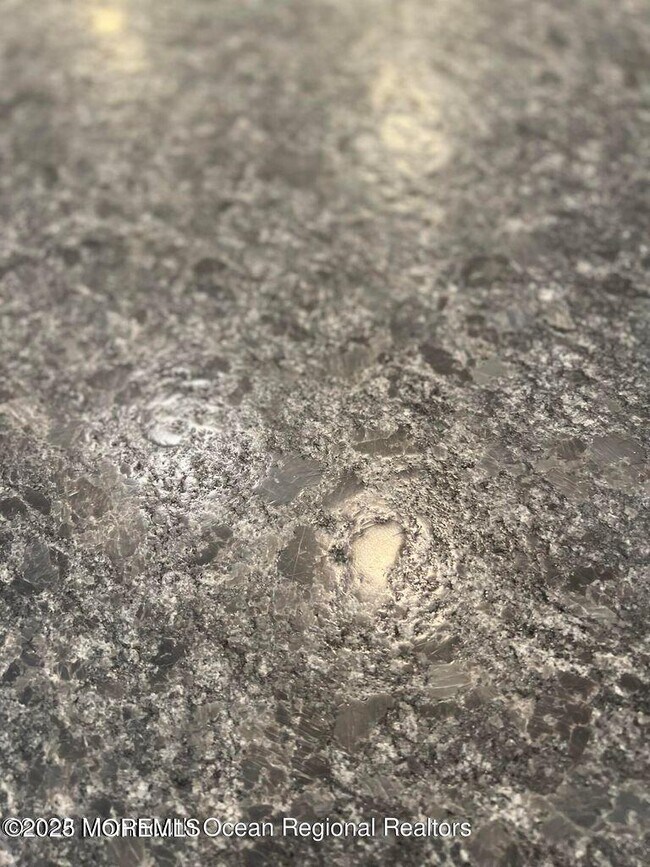 Foto del edificio - 506 Harding Rd