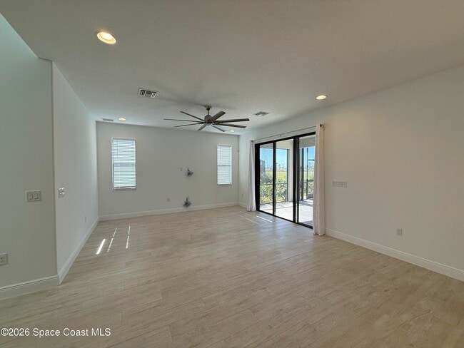 Building Photo - 2715 Blazing Star Dr