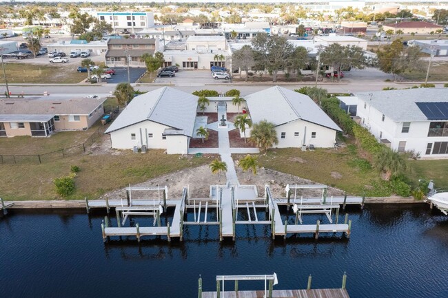 Foto del edificio - Boat Lift**Beautiful Gulf-Access Waterfron...