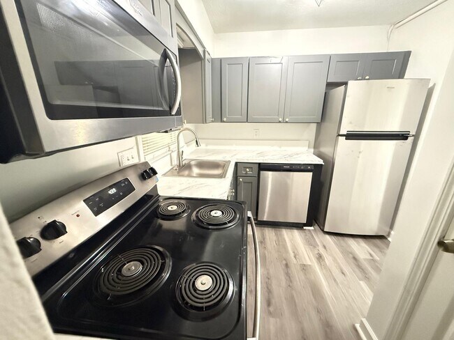 Foto del edificio - 824 Burns Walk Ct NW