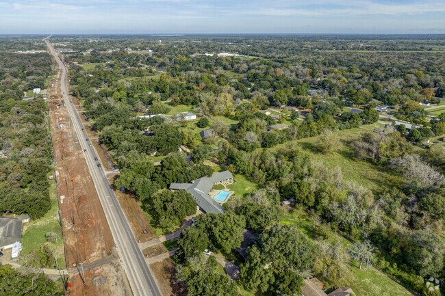 West Columbia offers easy access to Houston via Highway 36.