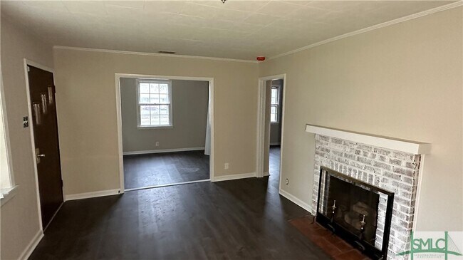 Building Photo - 102 Evora St