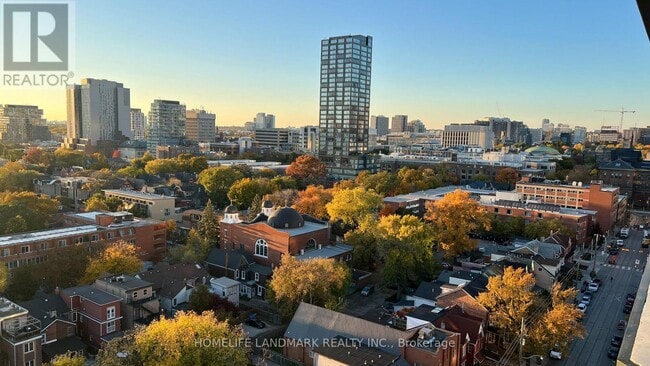 Photo du bâtiment - 195 McCaul St