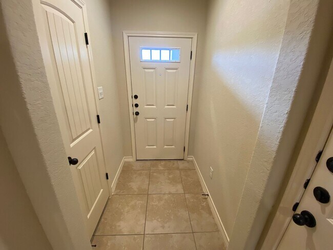 Foto del edificio - 6510 Marcel Wy