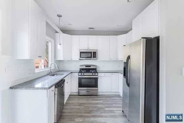 Foto del edificio - 17 Mahan St