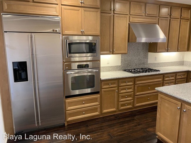 Foto del edificio - 2 br, 2.5 bath House - 55 Vantis Drive