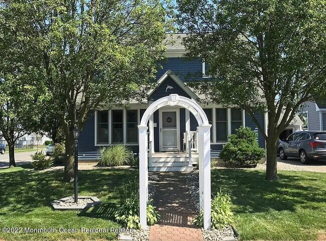 Foto del edificio - 215 Princeton Ave