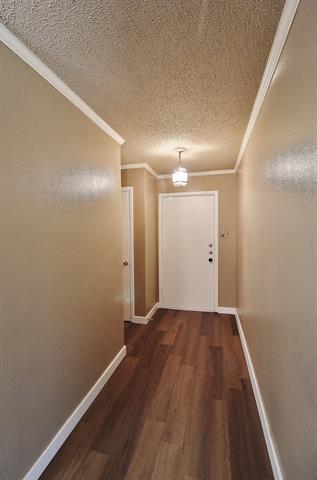 Foto del edificio - 314 Hawthorne Ln