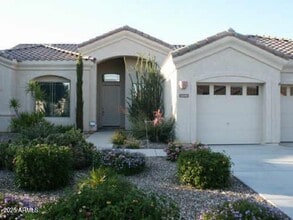 Building Photo - 4536 W Villa Linda Dr