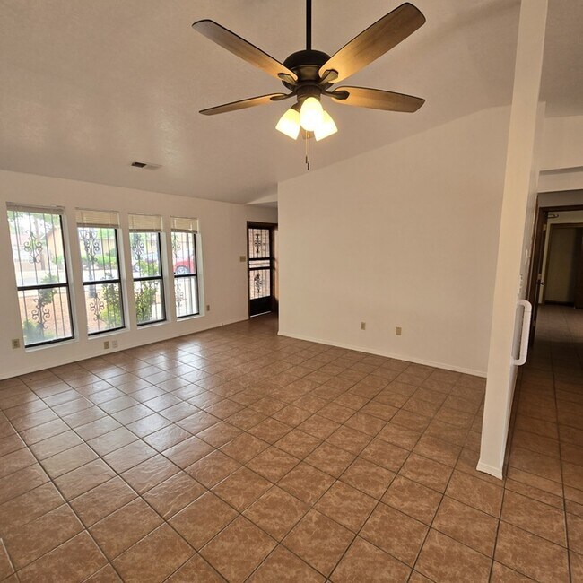 Foto del edificio - 1252 Cortez Dr SW