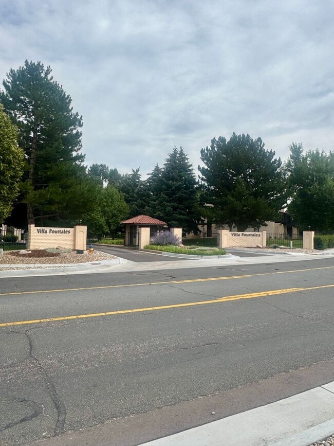 Building Photo - 3123 Broadmoor Valley Rd