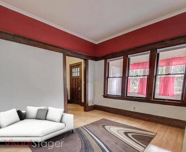 Foto del edificio - 1475 Charles Ave