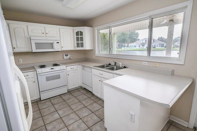 Building Photo - 345 Stone Mill Dr