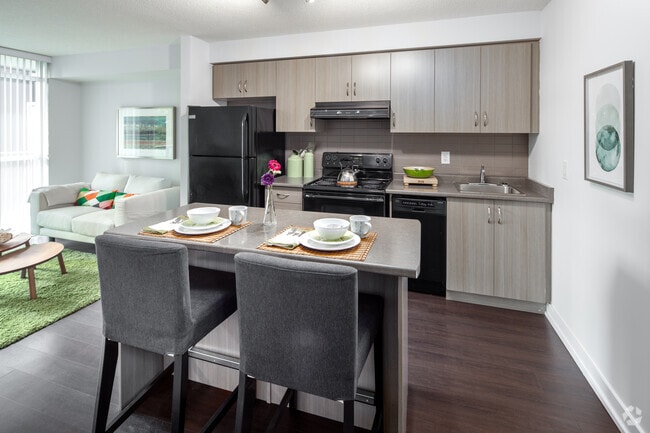 Interior Photo - One32