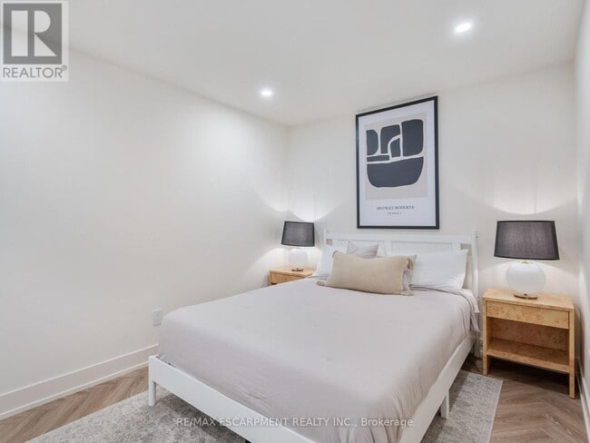 Building Photo - 46 O'Hara Ave