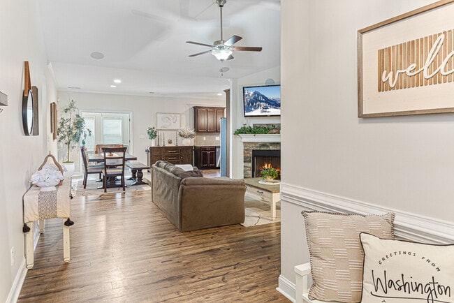 Foto del edificio - 130 Blue Chip Ct