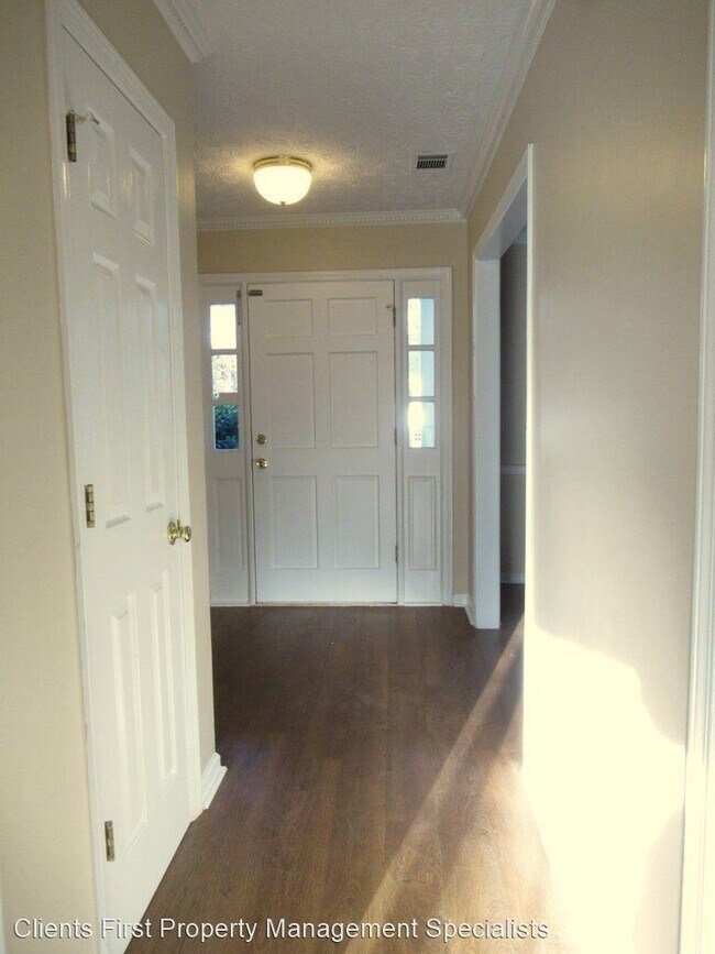 Foto del edificio - 3 br, 2.5 bath House - 5216 Michaels Way