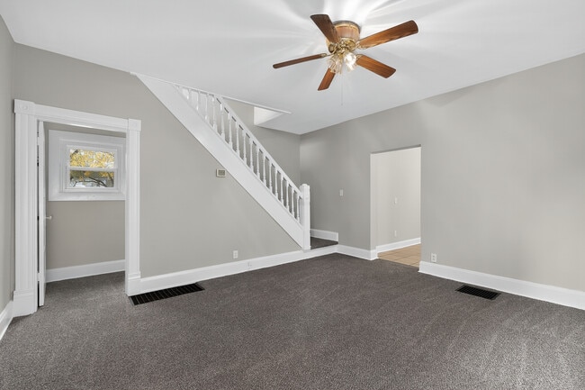 Photo - 1232 Lane St House