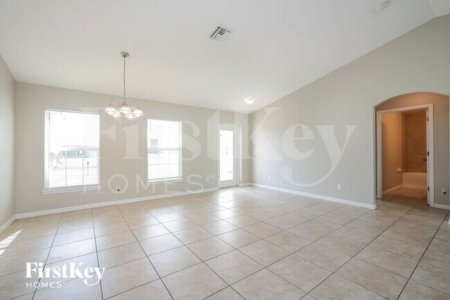 Foto del edificio - 2209 NW 37th Ave