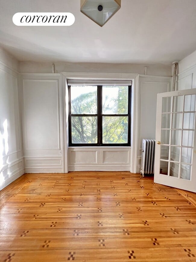 Building Photo - 10 Prospect Park Southwest