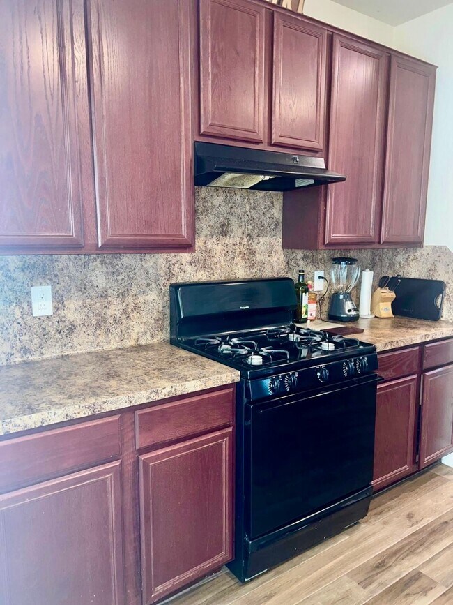 Building Photo - 12203 Elm Orch Trl