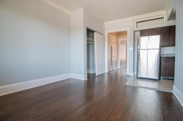 Foto del edificio - 2 bedroom in CHICAGO IL 60626