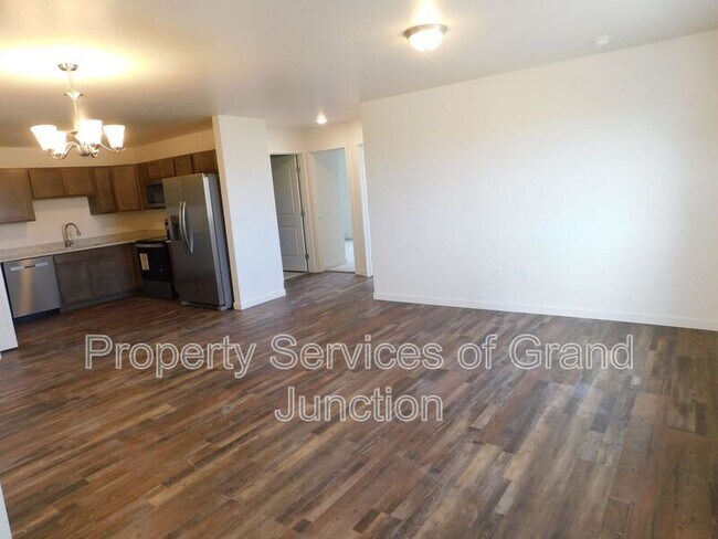 Photo - 701 Canyon Ct Apartment