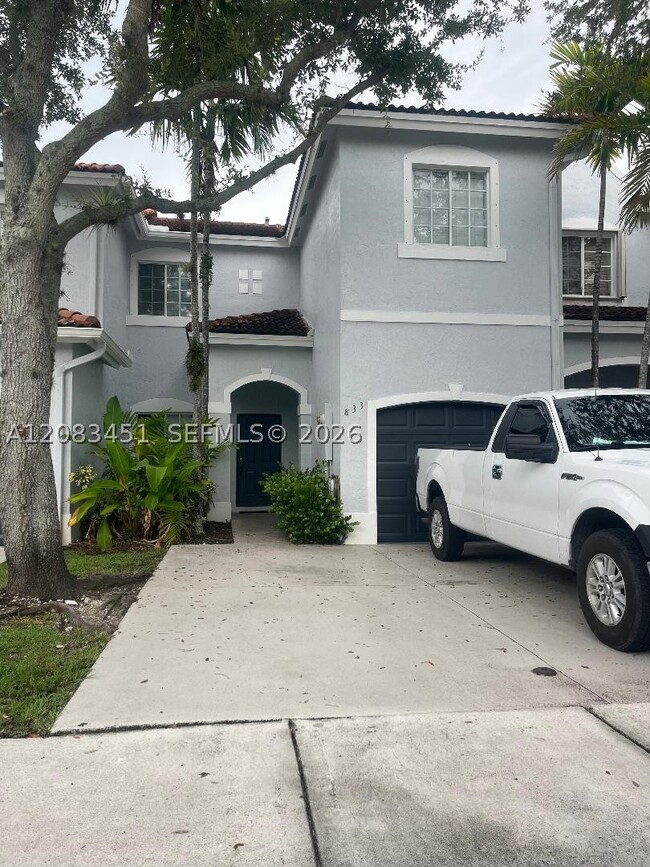 Foto del edificio - 833 SW 148th Pl
