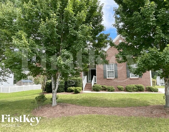 Building Photo - 319 Ironwood Dr