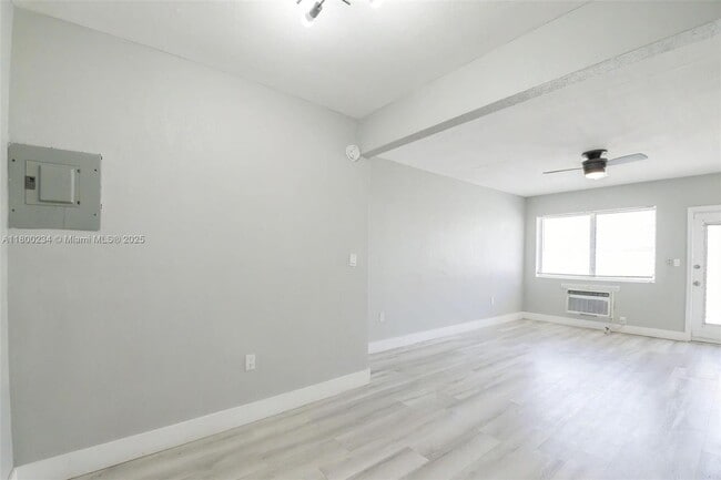 Building Photo - 934 Meridian Ave