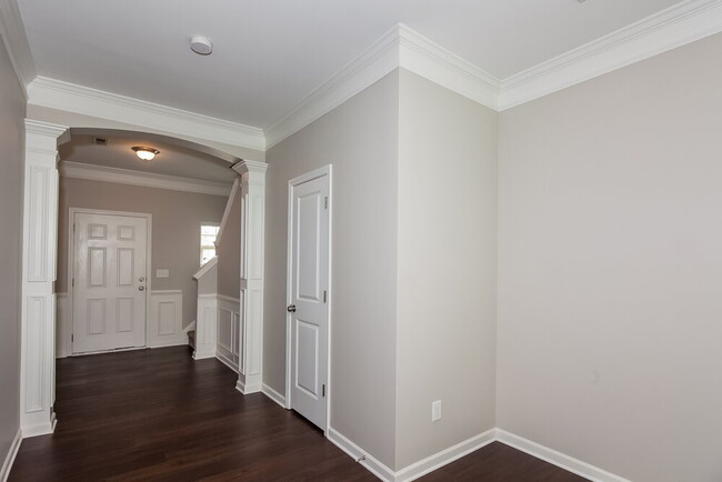 Building Photo - 11723 Sweetbriar Ridge Dr