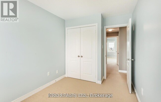 Building Photo - 5725-5725 Tosca Dr