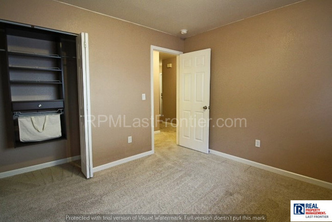 Building Photo - 815 Merlin Loop