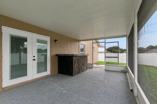 Foto del edificio - 14426 Lake Price Dr