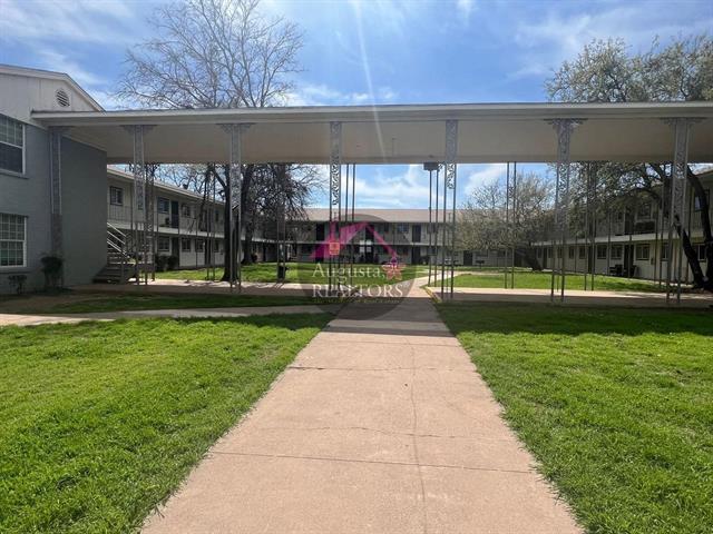 Building Photo - 1705 S 3rd St