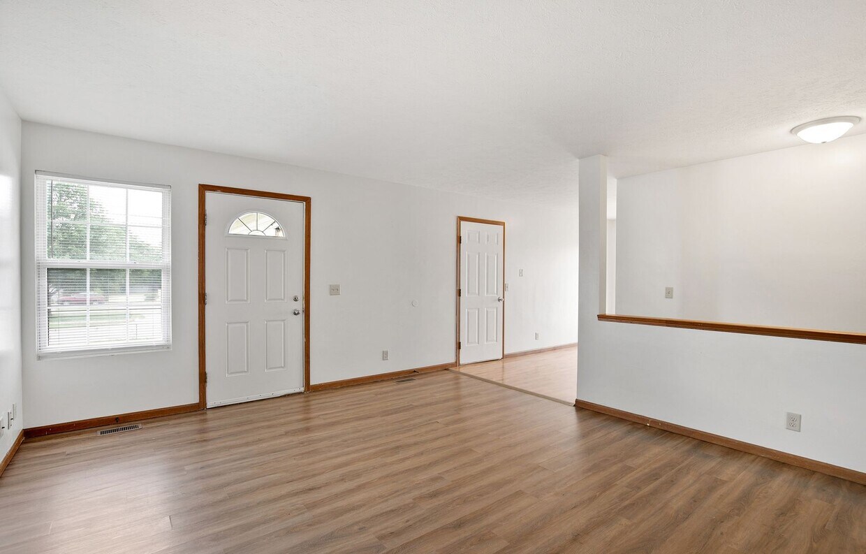 Foto principal - Excellent Location Near Elementary School ...