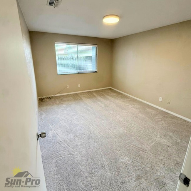 Foto del edificio - 410 Butler Blvd