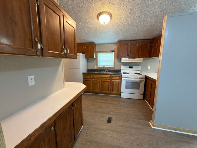 Foto del edificio - 949 N Bucks Pocket Rd SE