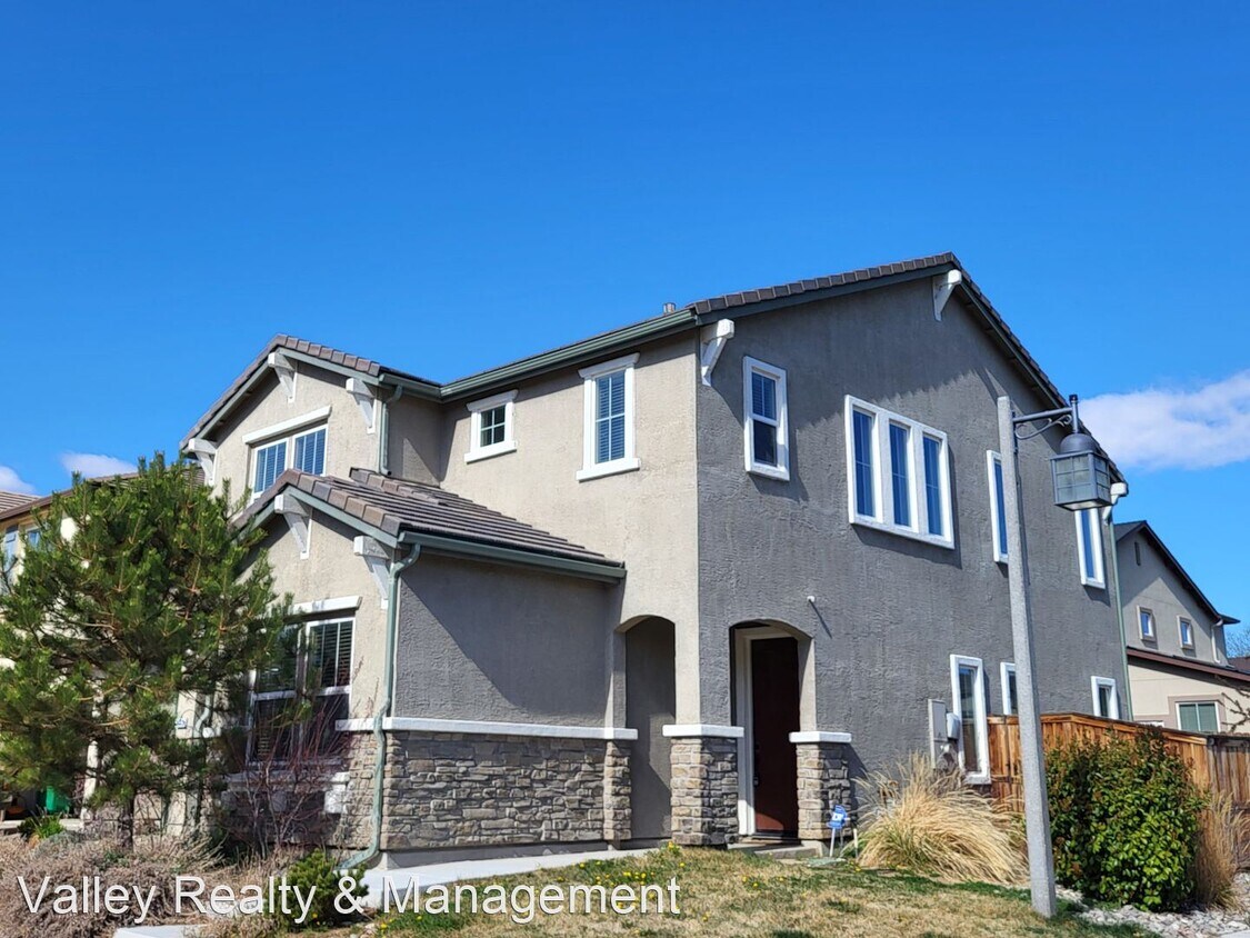 4 br, 3 bath House 2195 Bears Ranch Drive House for Rent in Reno