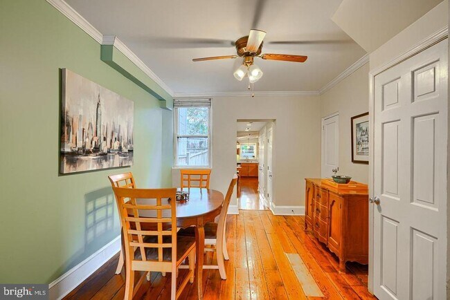 Foto del edificio - 1806 Bank St