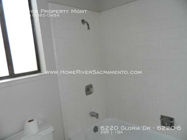Building Photo - Greenhaven Apt