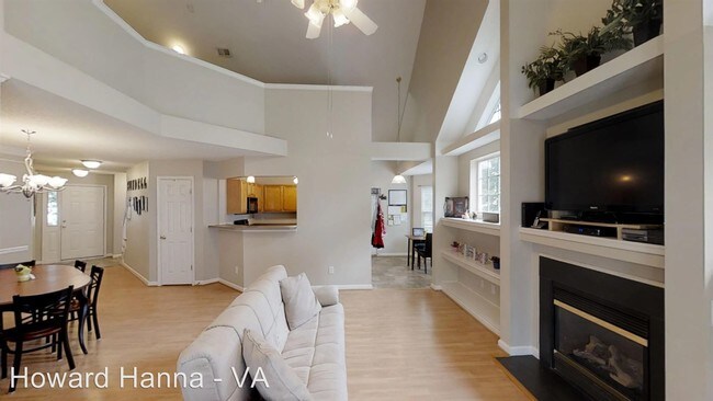Foto del edificio - 4 br, 3 bath House - 3404 Pine Ridge Road